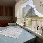 別荘 Prestholmen Lofoten Værøy