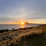 別荘 Prestholmen Lofoten