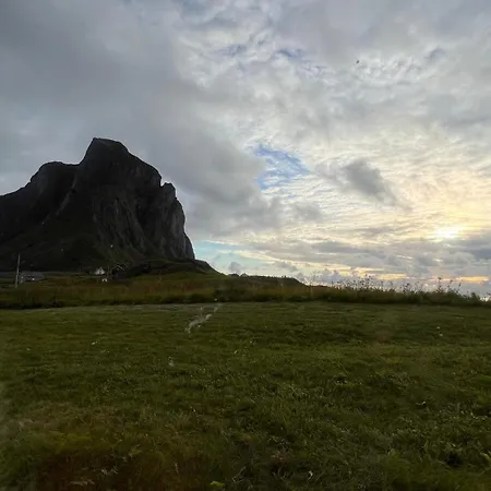 펜션 Prestholmen Lofoten *