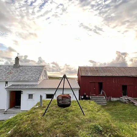 Prestholmen Lofoten Holiday home