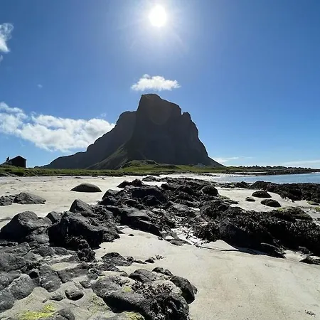 Holiday home Prestholmen Lofoten Vaeroy