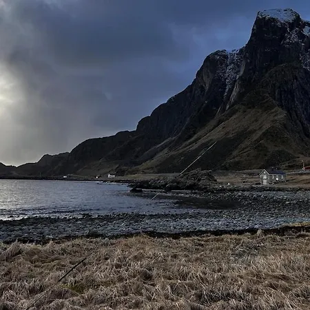 Prestholmen Lofoten 펜션 Vaeroy