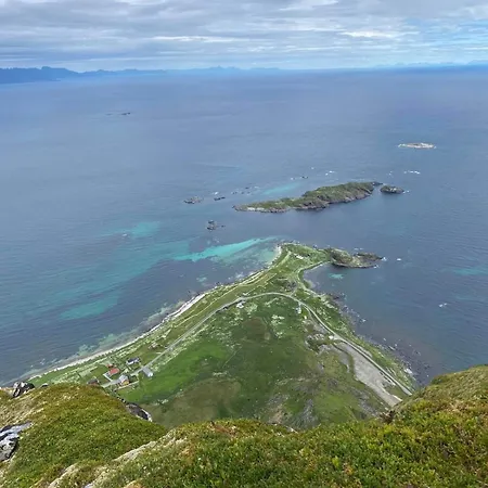 펜션 Prestholmen Lofoten *