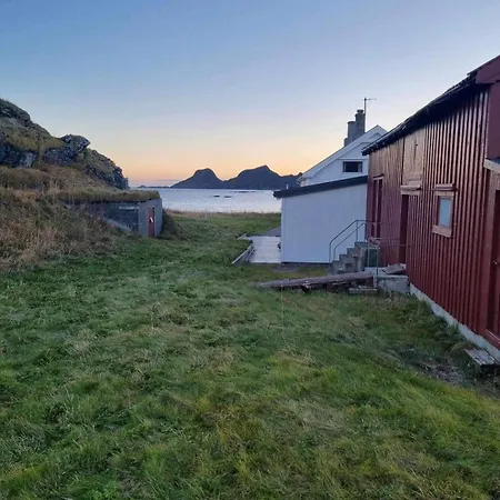 Prestholmen Lofoten 펜션 Vaeroy